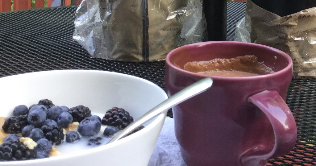 Peanut butter berry&nbsp;oatmeal