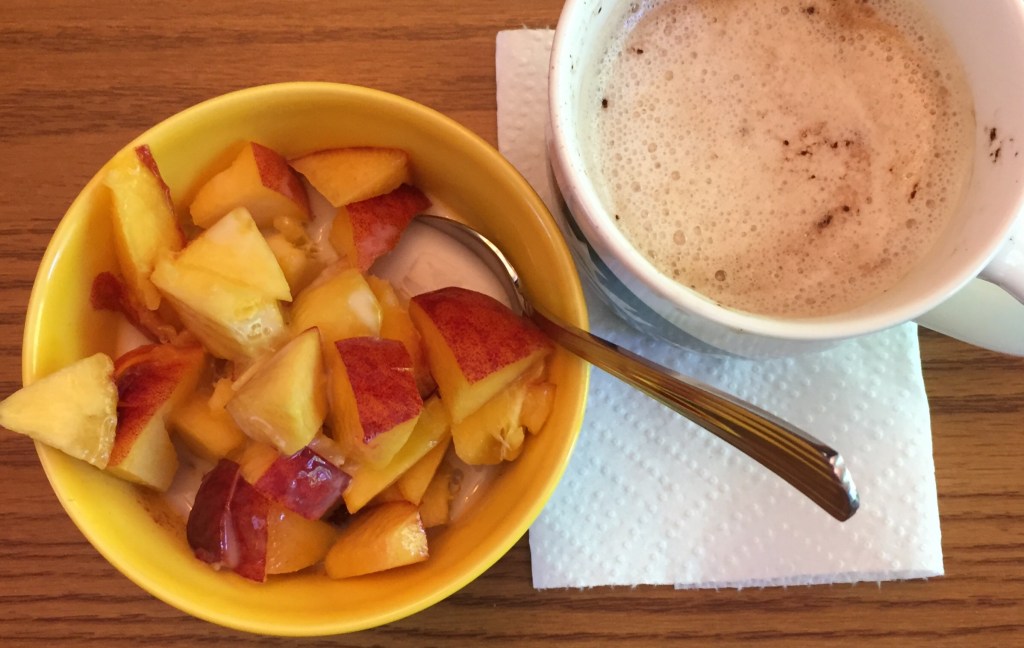 Healthy Plant-based Cinnamon Peach Oatmeal&nbsp;Breakfast