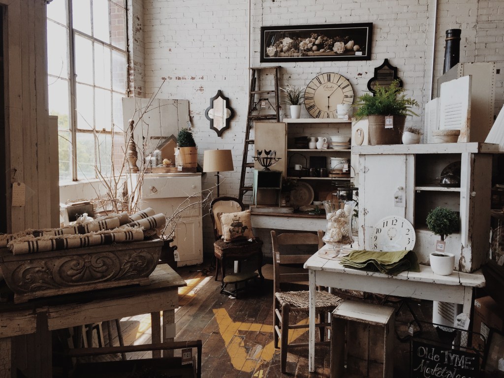 Photo of antique store by Photo by via unsplash.com photo credit: Jazmin Quaynor